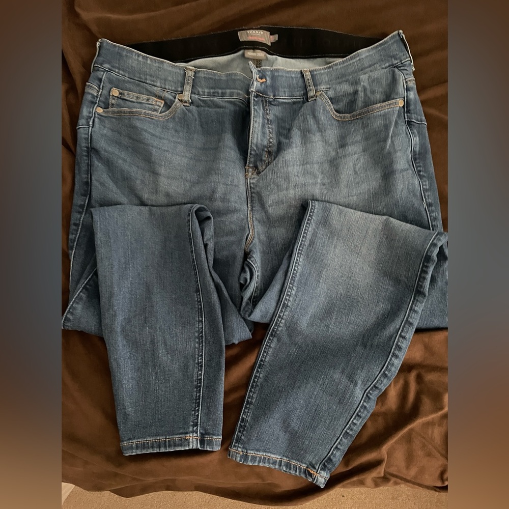 Torrid bombshell, skinny jeans-22R
